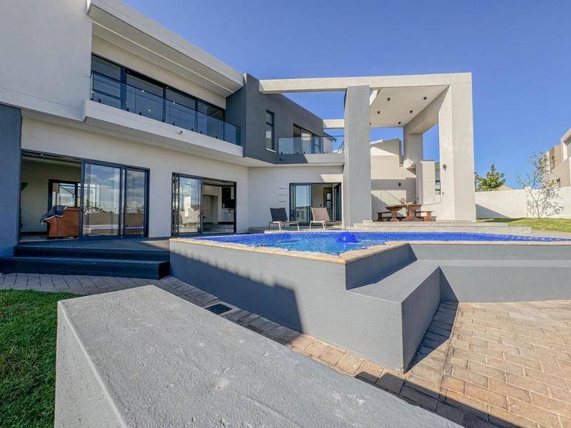 5 Bedroom Property for Sale in Midstream Heights Gauteng