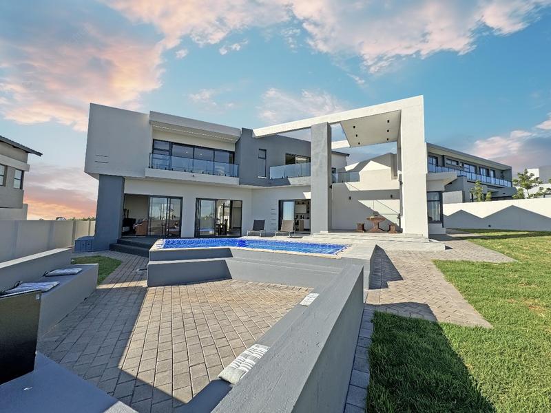 5 Bedroom Property for Sale in Midstream Heights Gauteng