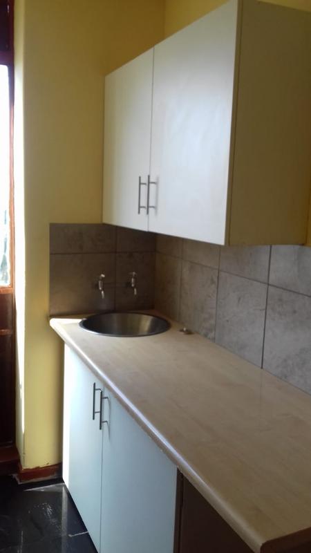 1 Bedroom Property for Sale in Sophiatown Gauteng