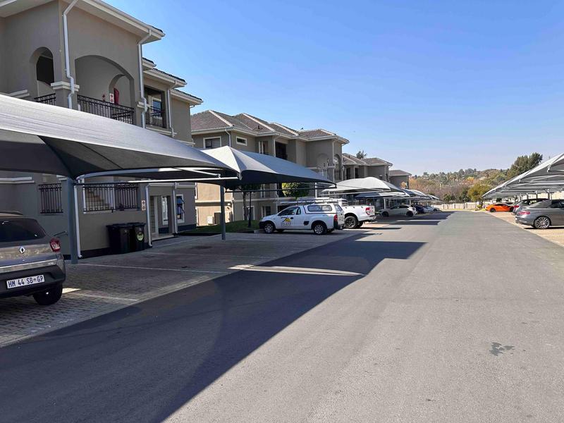 1 Bedroom Property for Sale in Fourways Gauteng