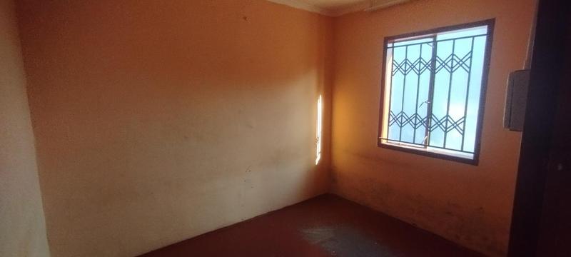 2 Bedroom Property for Sale in Daveyton Gauteng