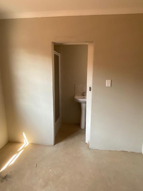3 Bedroom Property for Sale in Dawn Park Gauteng