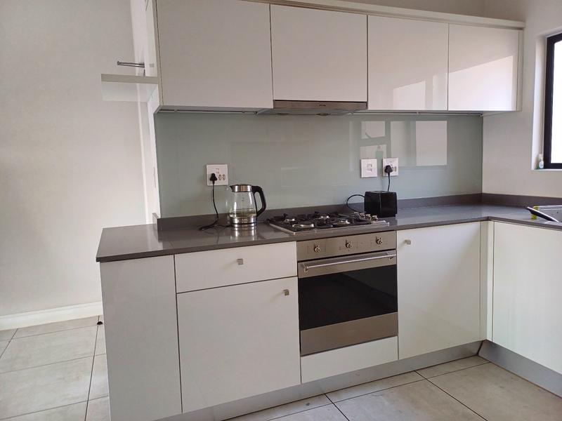 2 Bedroom Property for Sale in Waterfall Gauteng