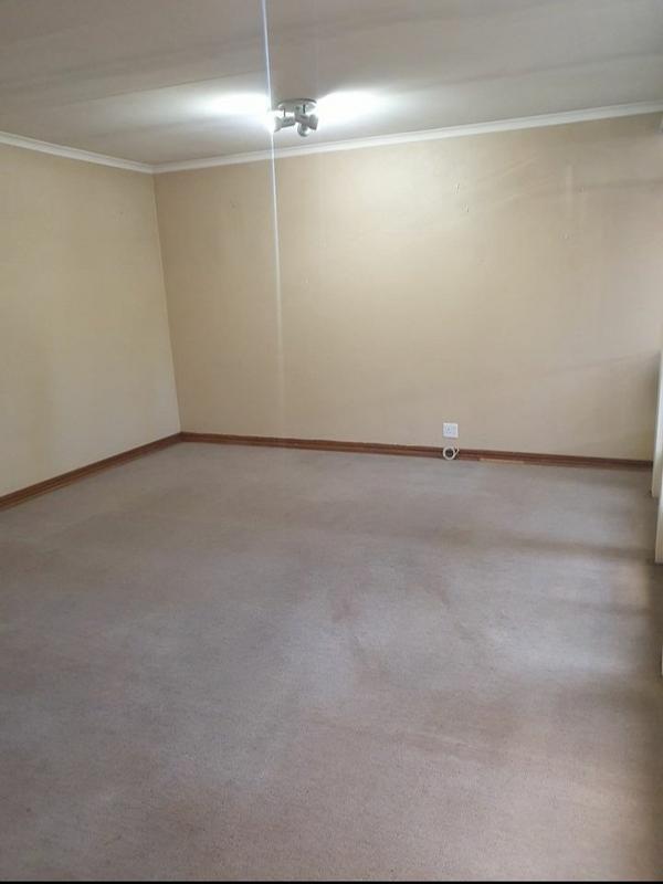 2 Bedroom Property for Sale in Villieria Gauteng