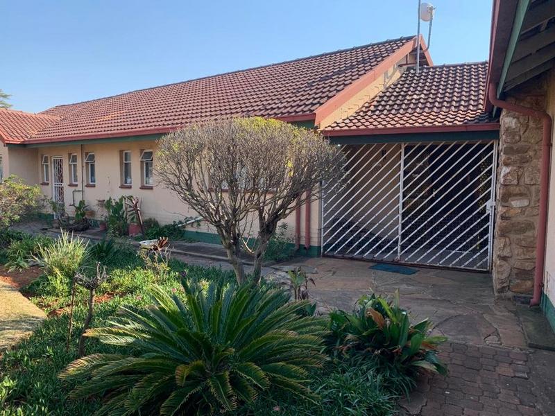 3 Bedroom Property for Sale in Westonaria Gauteng