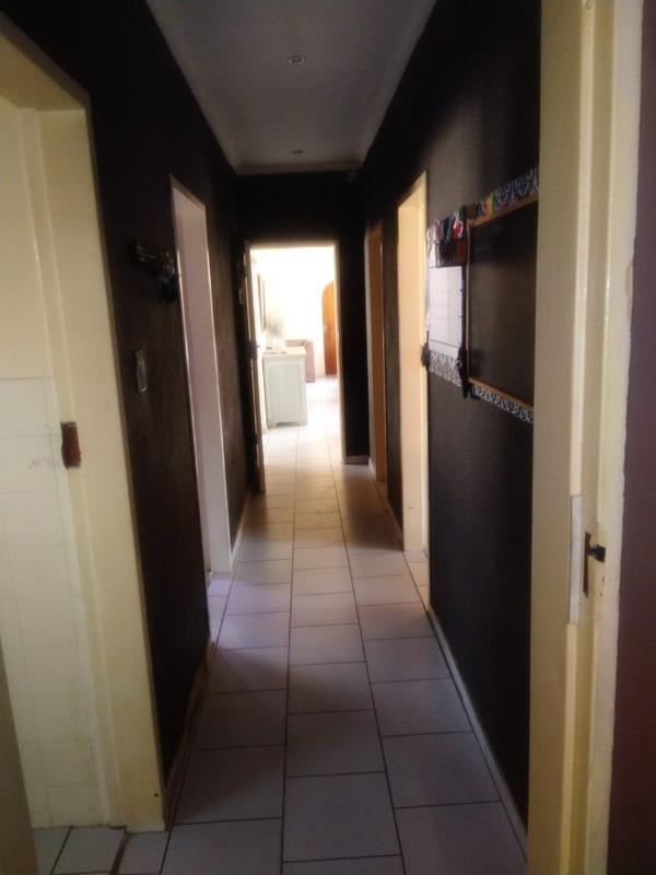 4 Bedroom Property for Sale in Sharon Park Gauteng