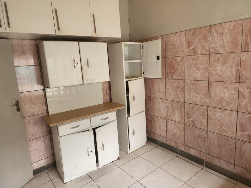 2 Bedroom Property for Sale in Bezuidenhout Valley Gauteng