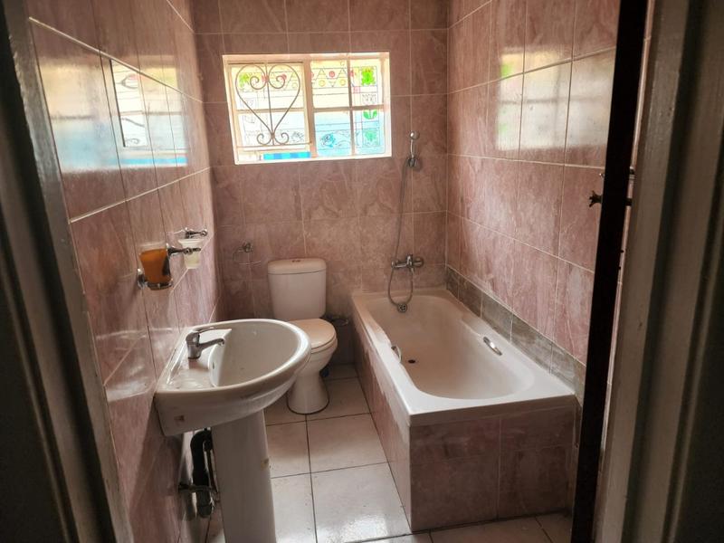 2 Bedroom Property for Sale in Bezuidenhout Valley Gauteng