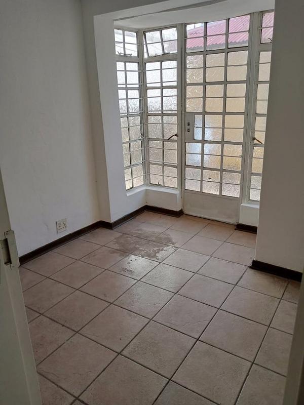 2 Bedroom Property for Sale in Bezuidenhout Valley Gauteng