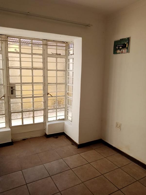 2 Bedroom Property for Sale in Bezuidenhout Valley Gauteng