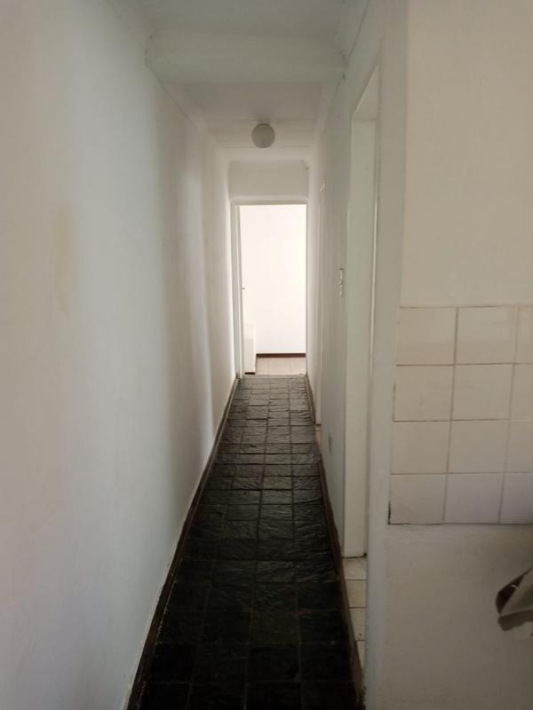 2 Bedroom Property for Sale in Bezuidenhout Valley Gauteng