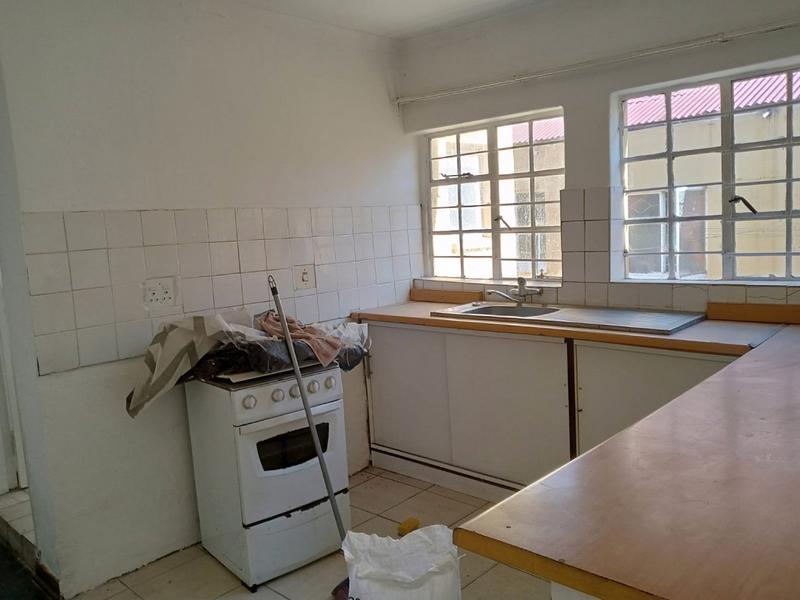 2 Bedroom Property for Sale in Bezuidenhout Valley Gauteng