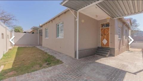 To Let 3 Bedroom Property for Rent in Bezuidenhout Valley Gauteng