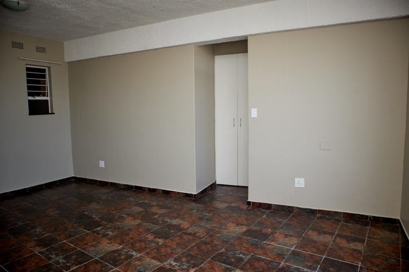 To Let 1 Bedroom Property for Rent in Berea Gauteng