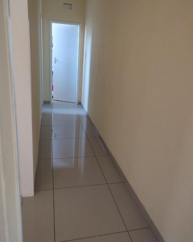 To Let 2 Bedroom Property for Rent in Berea Gauteng