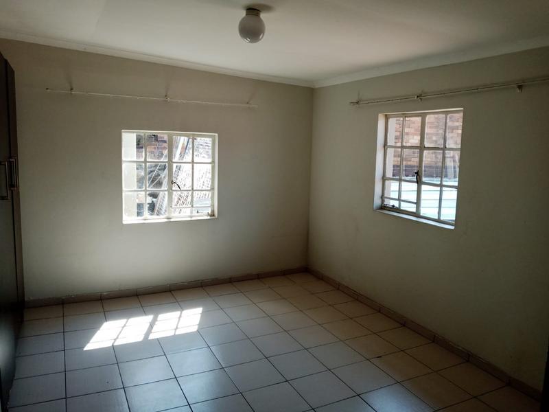 To Let 3 Bedroom Property for Rent in Observatory Gauteng