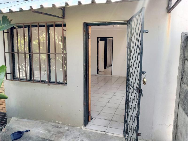 To Let 3 Bedroom Property for Rent in Observatory Gauteng