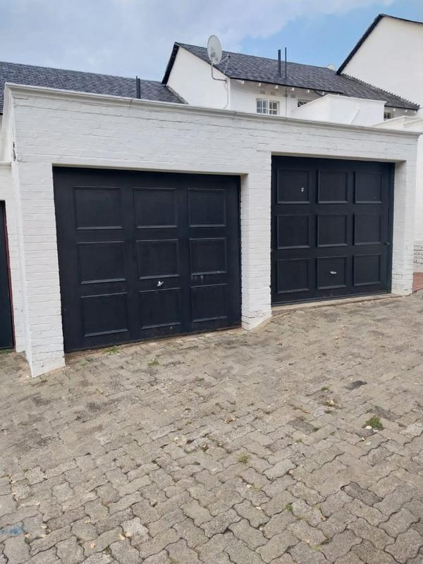 To Let 3 Bedroom Property for Rent in Sandton Central Gauteng