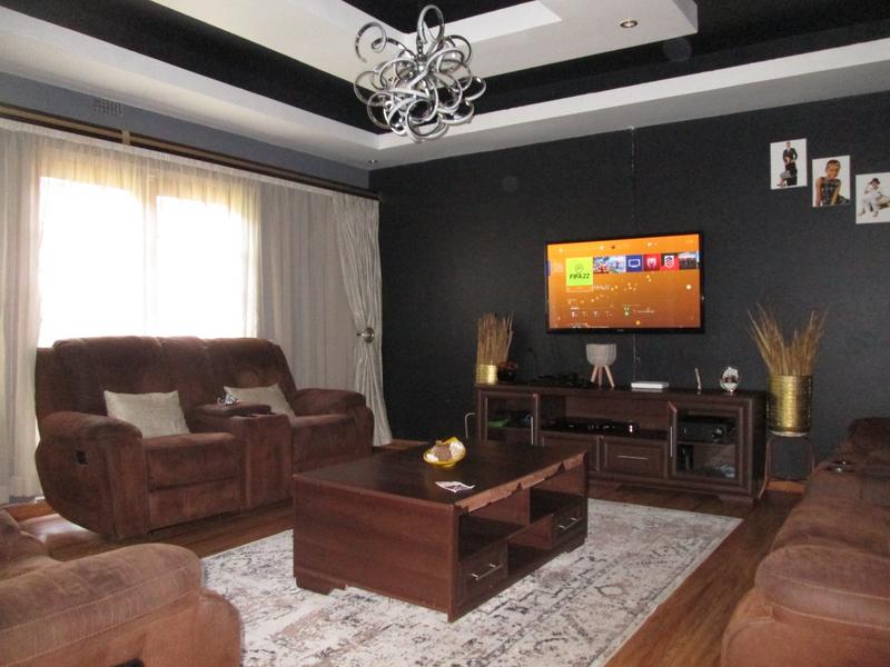 3 Bedroom Property for Sale in Primrose Hill Gauteng