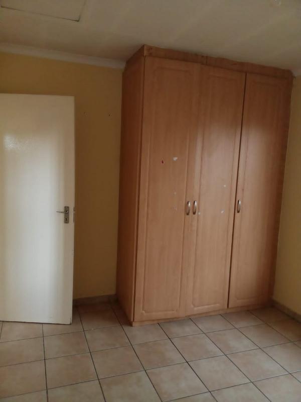 2 Bedroom Property for Sale in Ormonde Gauteng