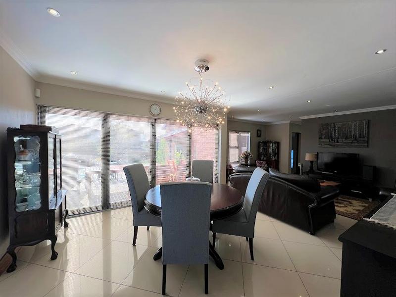 4 Bedroom Property for Sale in Six Fountains Residential Estate Gauteng