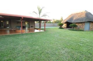 4 Bedroom Property for Sale in Mnandi Gauteng