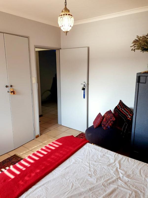 2 Bedroom Property for Sale in Nimrod Park Gauteng