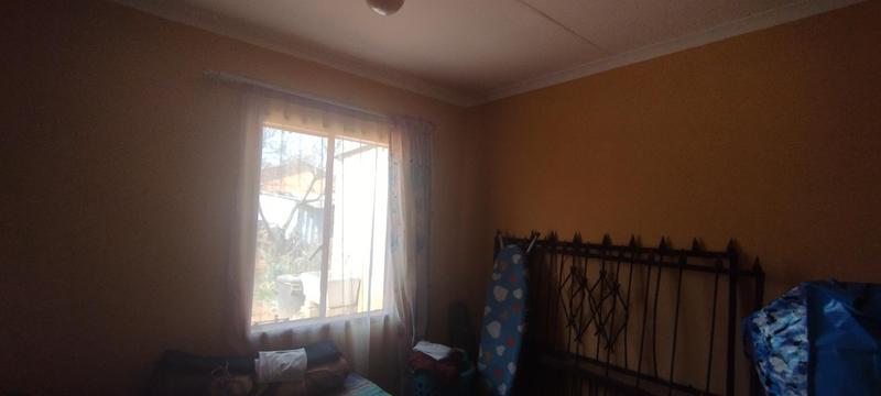 2 Bedroom Property for Sale in Daveyton Gauteng