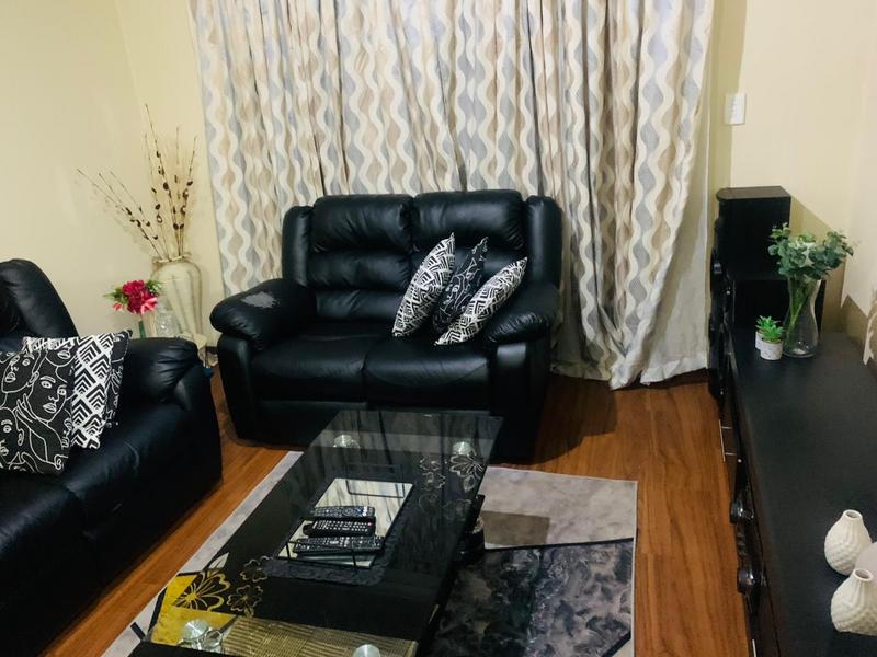 2 Bedroom Property for Sale in Witpoortjie Gauteng