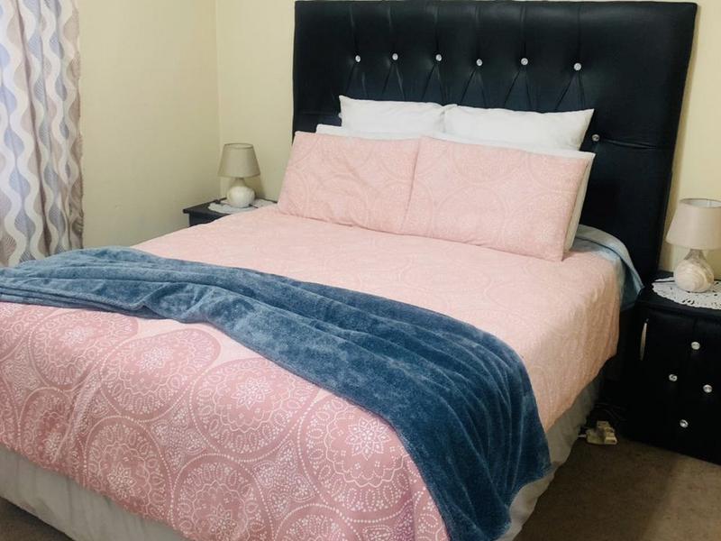 2 Bedroom Property for Sale in Witpoortjie Gauteng