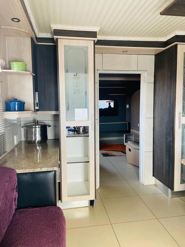 3 Bedroom Property for Sale in Lakeside Gauteng