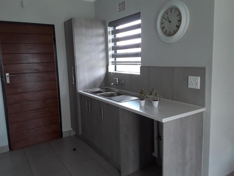 3 Bedroom Property for Sale in Dobsonville Gardens Gauteng