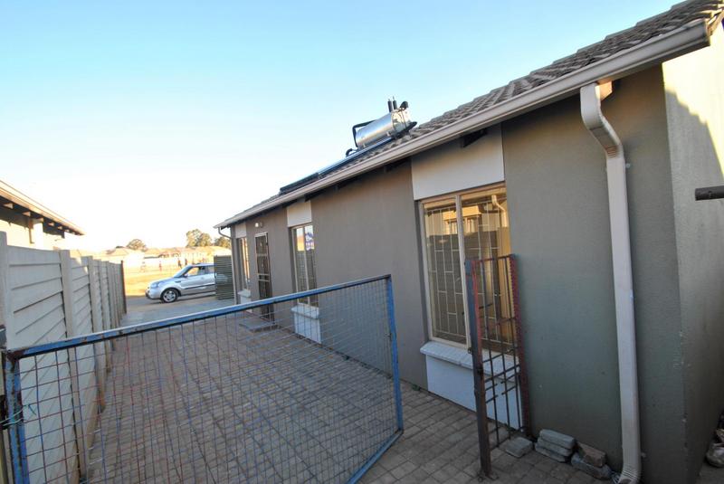 3 Bedroom Property for Sale in Sky City Gauteng