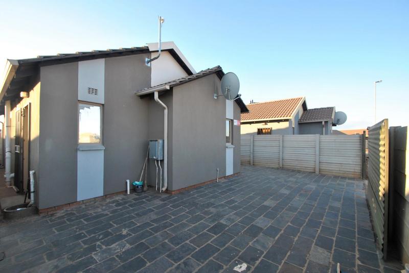 3 Bedroom Property for Sale in Sky City Gauteng