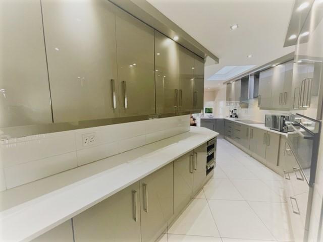 To Let 4 Bedroom Property for Rent in Morningside Gauteng