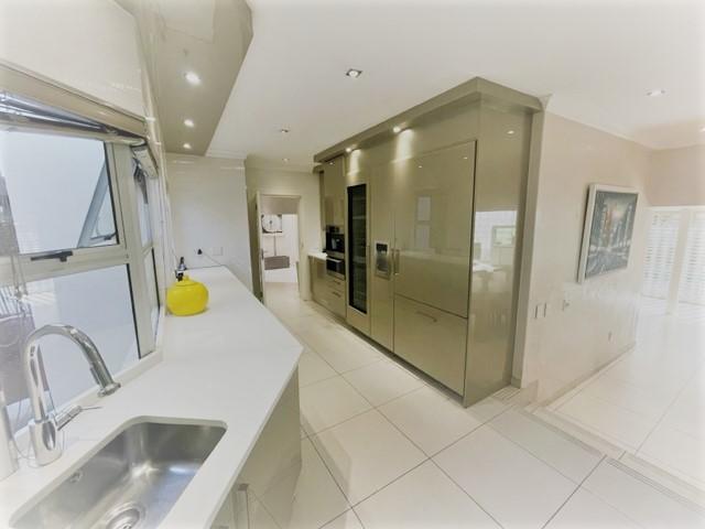 To Let 4 Bedroom Property for Rent in Morningside Gauteng