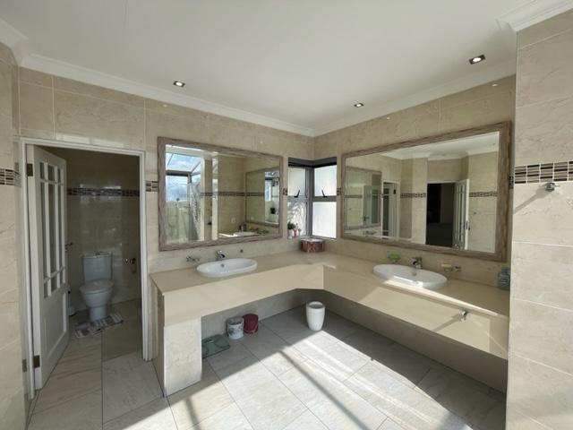 To Let 4 Bedroom Property for Rent in Morningside Gauteng