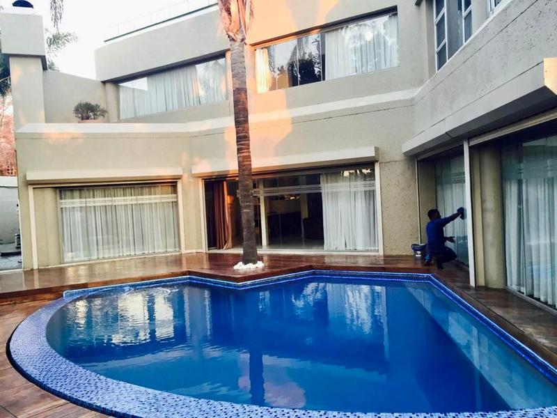 To Let 4 Bedroom Property for Rent in Morningside Gauteng