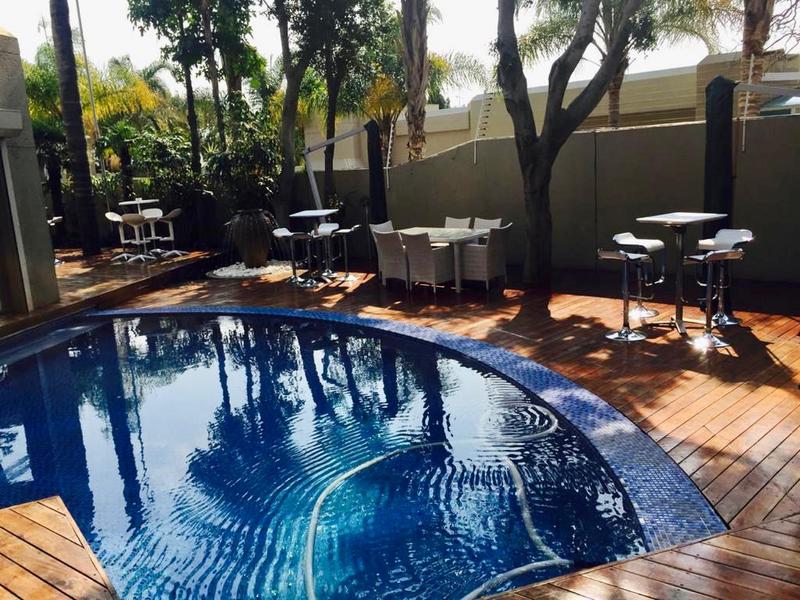 To Let 4 Bedroom Property for Rent in Morningside Gauteng