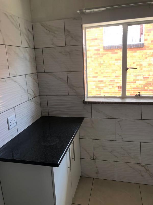 To Let 2 Bedroom Property for Rent in Primrose Gauteng