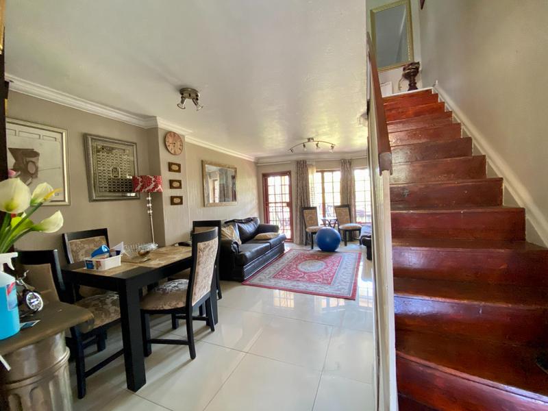 2 Bedroom Property for Sale in Morningside Gauteng