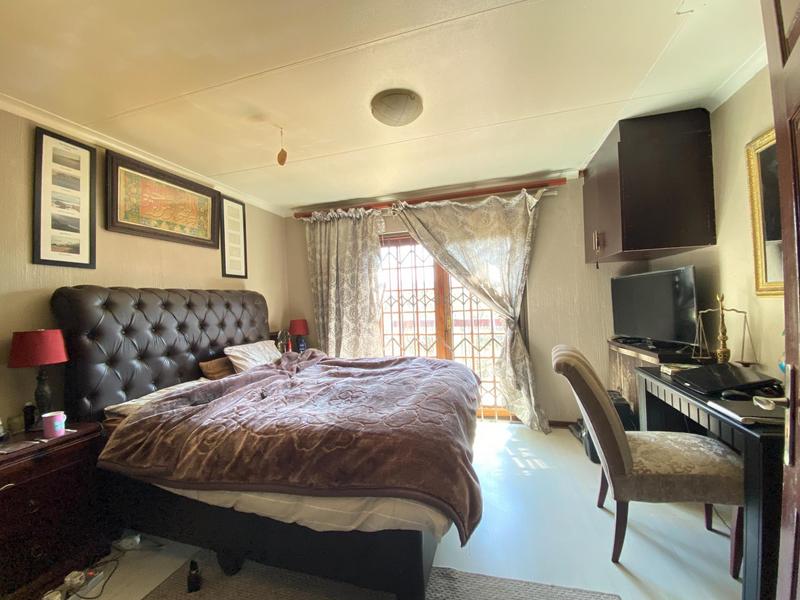 2 Bedroom Property for Sale in Morningside Gauteng