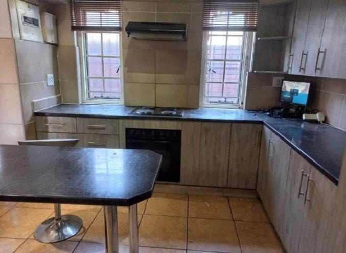 To Let 2 Bedroom Property for Rent in Kensington Gauteng