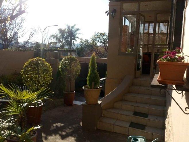 To Let 2 Bedroom Property for Rent in Kensington Gauteng