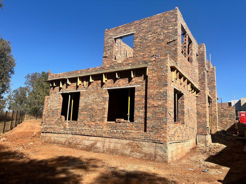 5 Bedroom Property for Sale in Midstream Ridge Gauteng