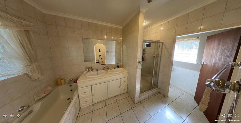 4 Bedroom Property for Sale in Ferndale Gauteng