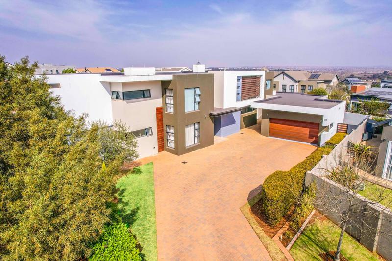 4 Bedroom Property for Sale in Midstream Ridge Gauteng