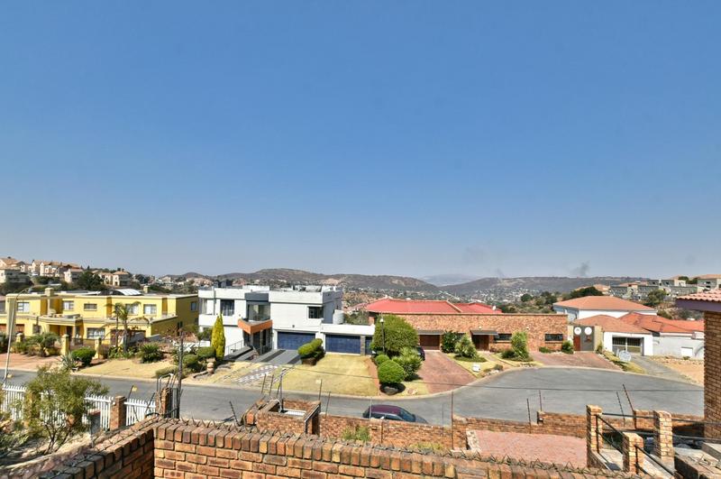 4 Bedroom Property for Sale in Winchester Hills Gauteng