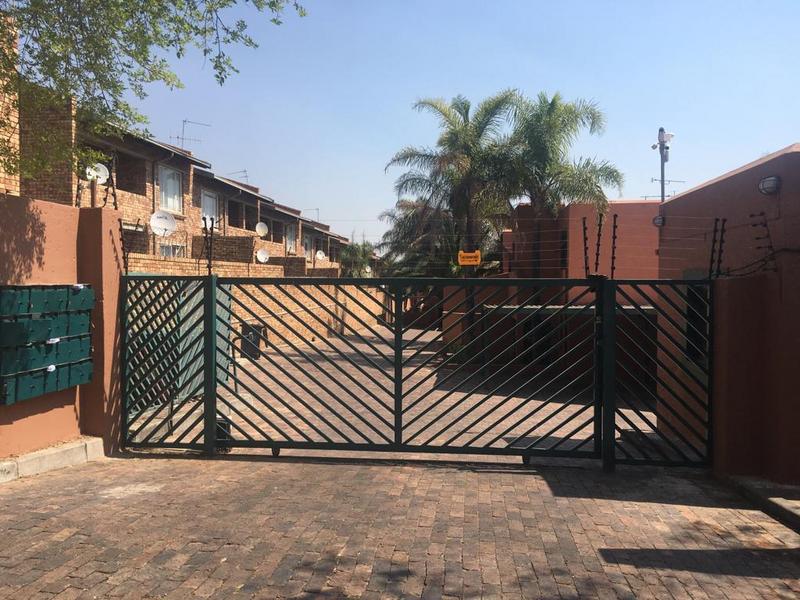 To Let 1 Bedroom Property for Rent in Ferndale Gauteng