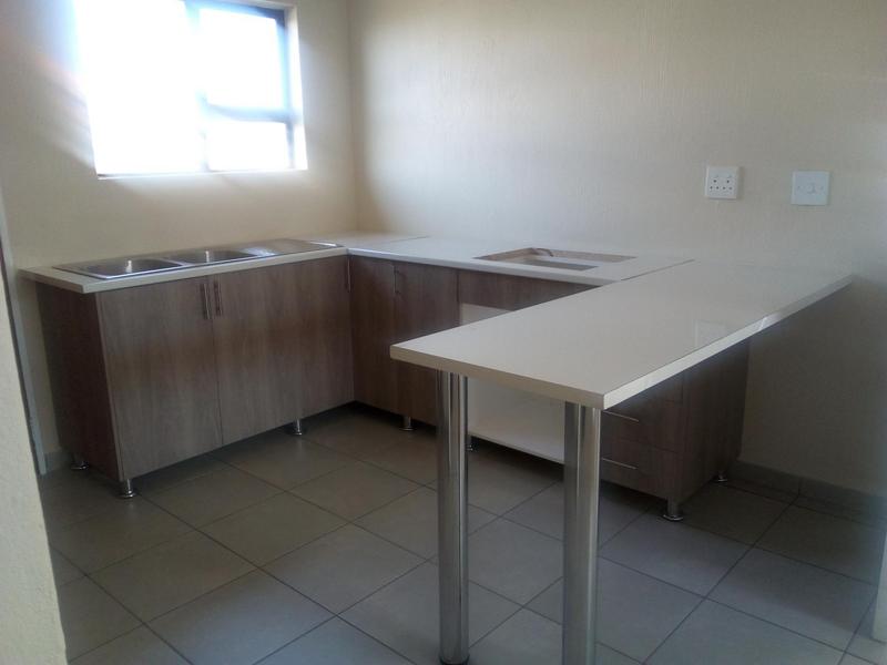3 Bedroom Property for Sale in Azaadville Gauteng